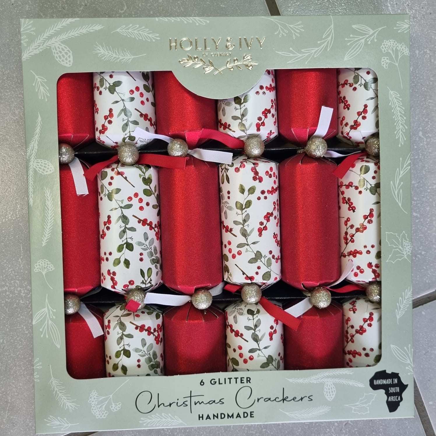 Holy & Ivy Christmas Crackers Christmas KZN